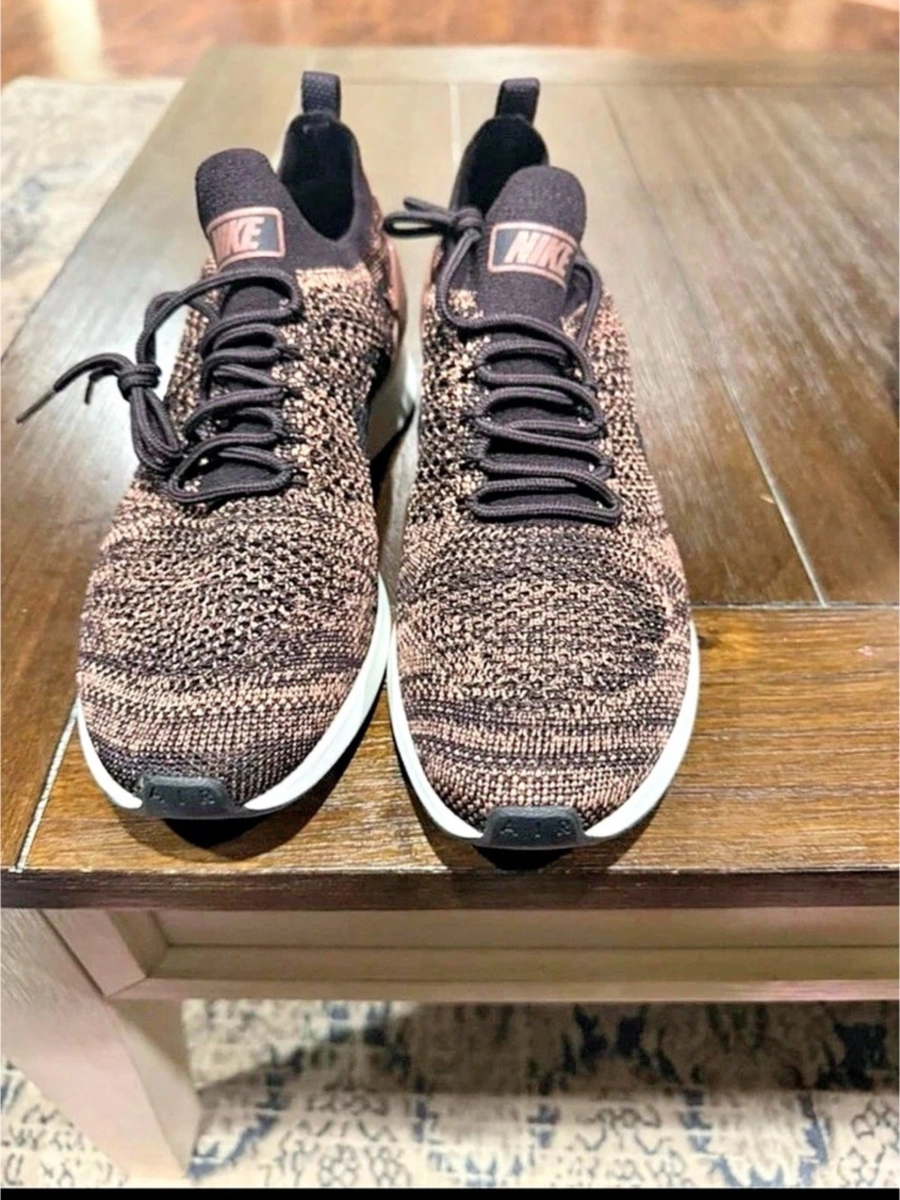 Nike Air Max Muse "Black/Rose Gold" Sneakers in Brown & Black